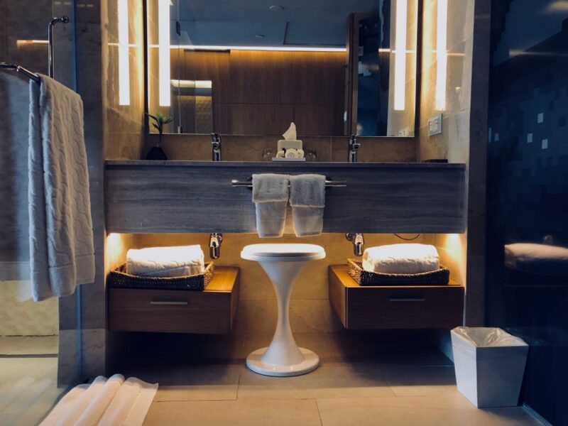 Elegant modern bathroom vanity set installed by Florico Design